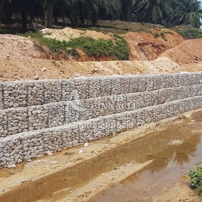 2.2mm - 4.0mm Diâmetro de fio Galfan Gabion Com 65% - 80% Área aberta