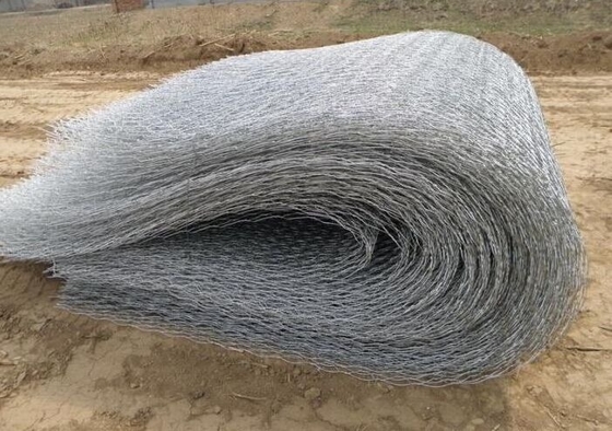 Alta resistência à tração 3,4 mm Galvanizado Gabion malha hexagonal para a proteção da margem do rio