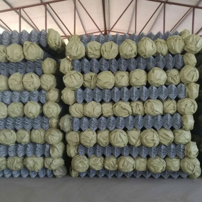Sistema de vedação tecida Top Galvanizado de aço liga de fio de aço Chainlink vedação