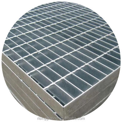 Plataforma galvanizada de grades de aço com buraco quadrado